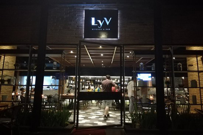 Lyv Kitchen & Bar